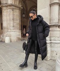 Женское зимнее пальто на молнии с капюшоном плащевка Лаке, селикон 300. Модель 601 цвет черный, размер 42-44 601 фото